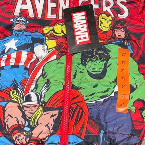 Reversible Marvel Jacket, very nice and warm - Picture 5 of 9